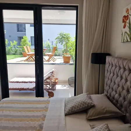 아파트 Luxury Modern Apt W Garden 3 Min Walk To Beach